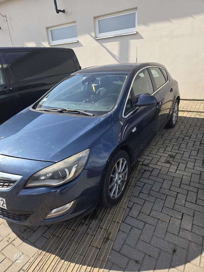 Opel Astra, 2.0 l., hatchback
