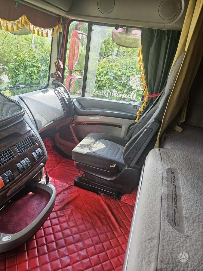 DAF XF105, 2 спальных места
