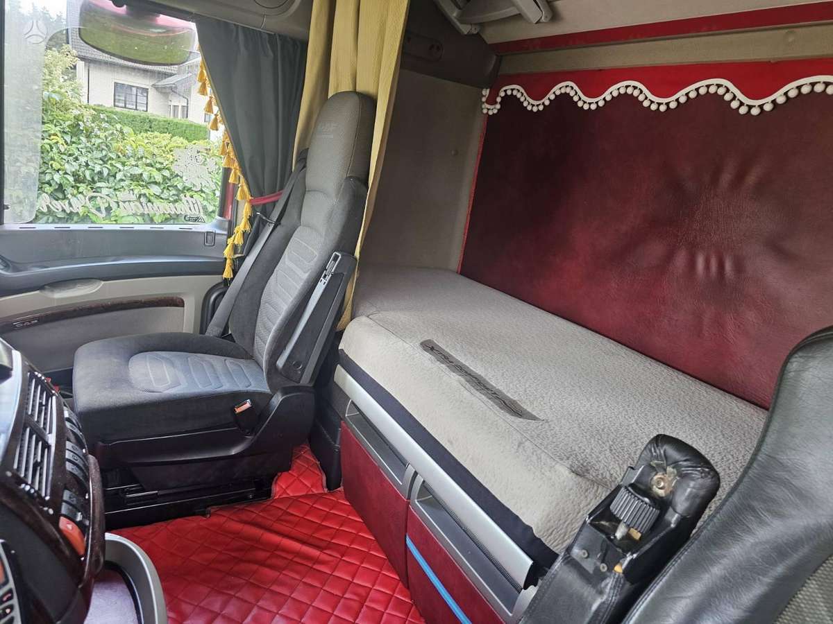 DAF XF105, 2 спальных места