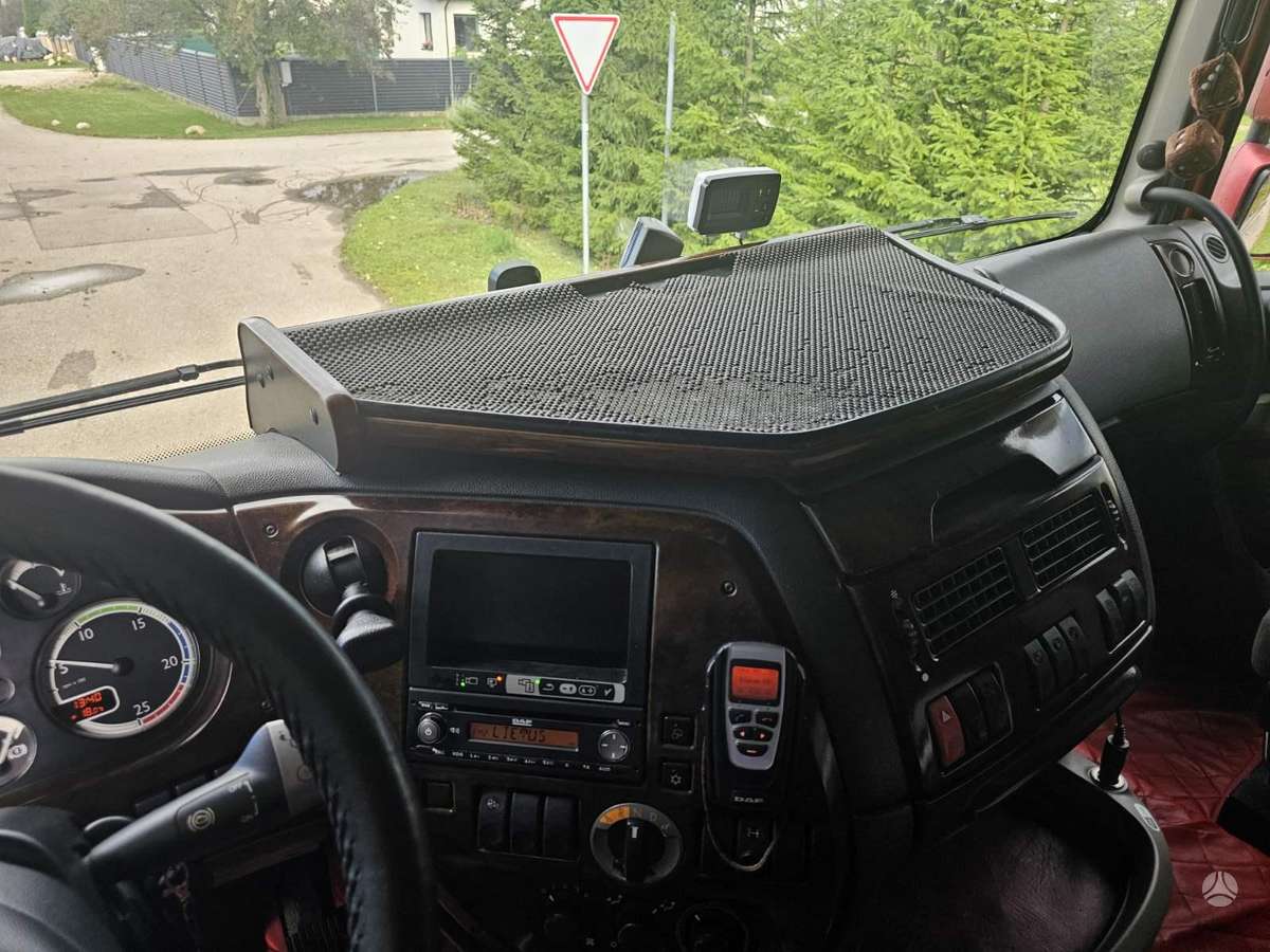 DAF XF105, 2 miegamosios vietos