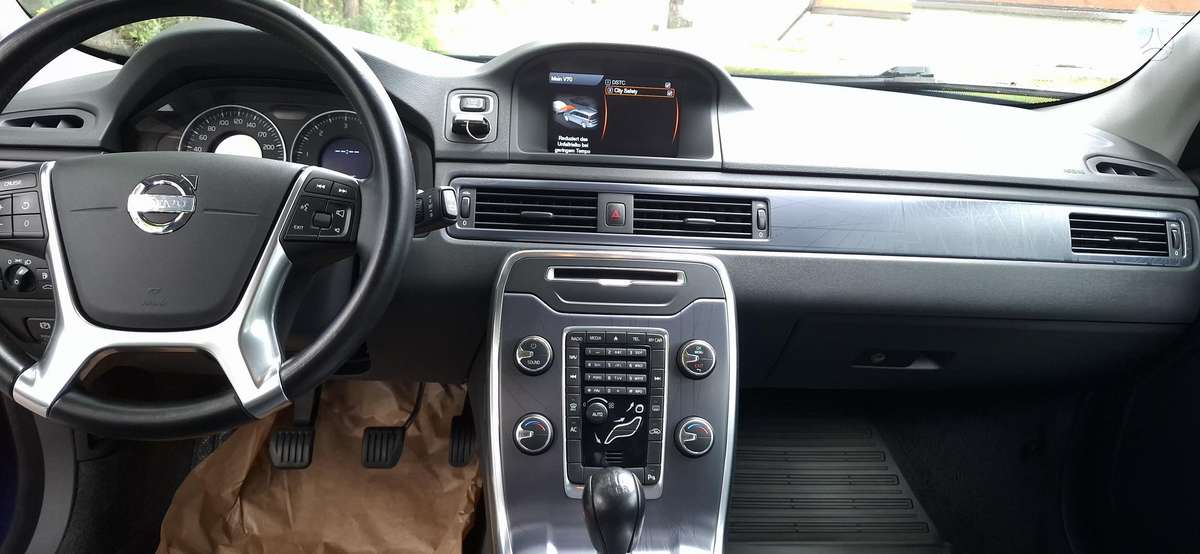 Volvo V70, 2.0 l., Универсал