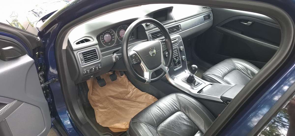 Volvo V70, 2.0 l., Универсал