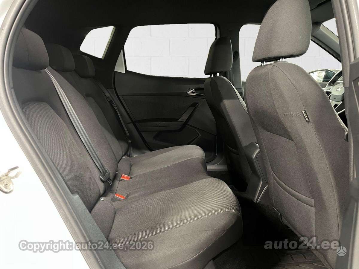 SEAT Arona - 8