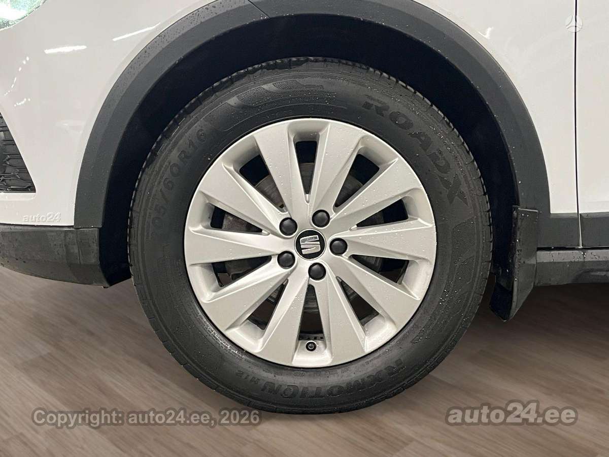 SEAT Arona - 10