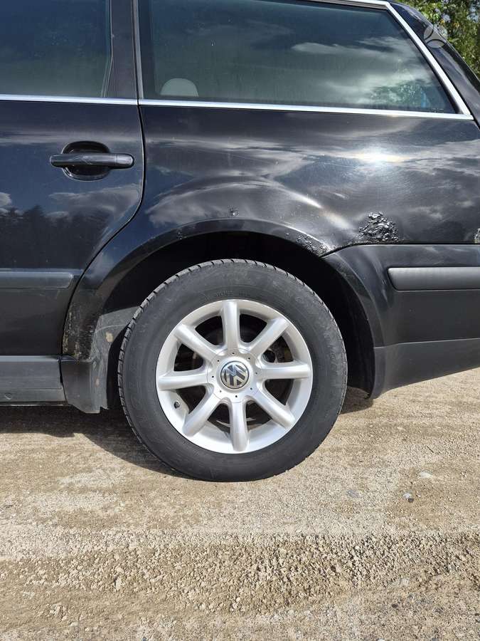 Volkswagen Passat - 8