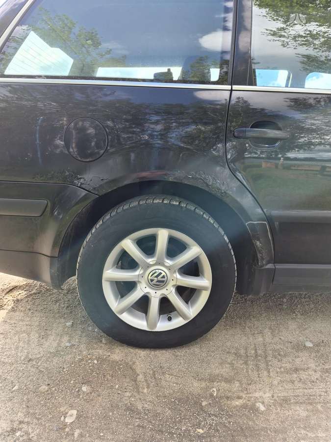 Volkswagen Passat - 9