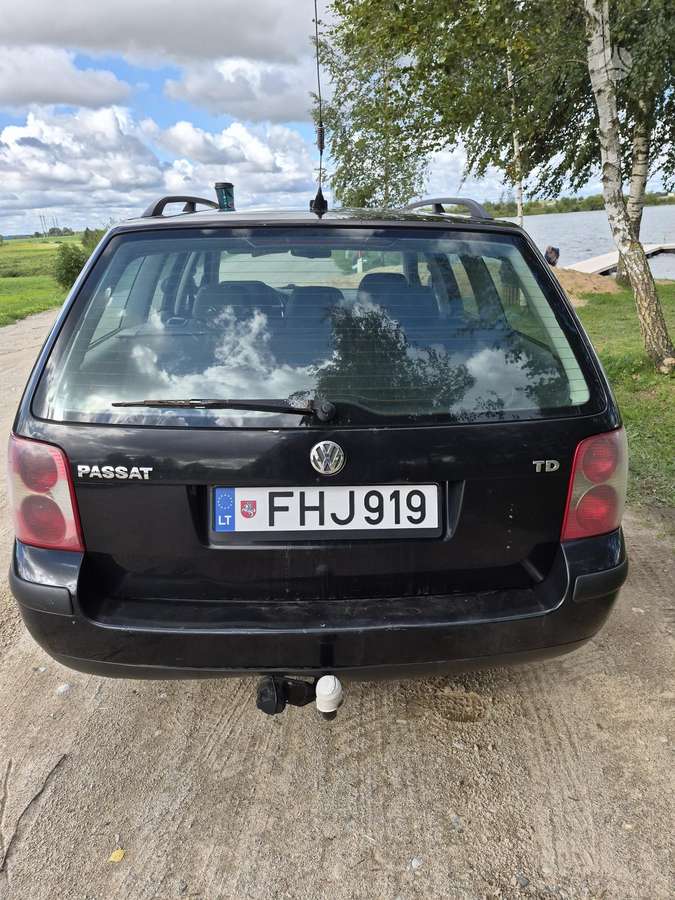 Volkswagen Passat - 12