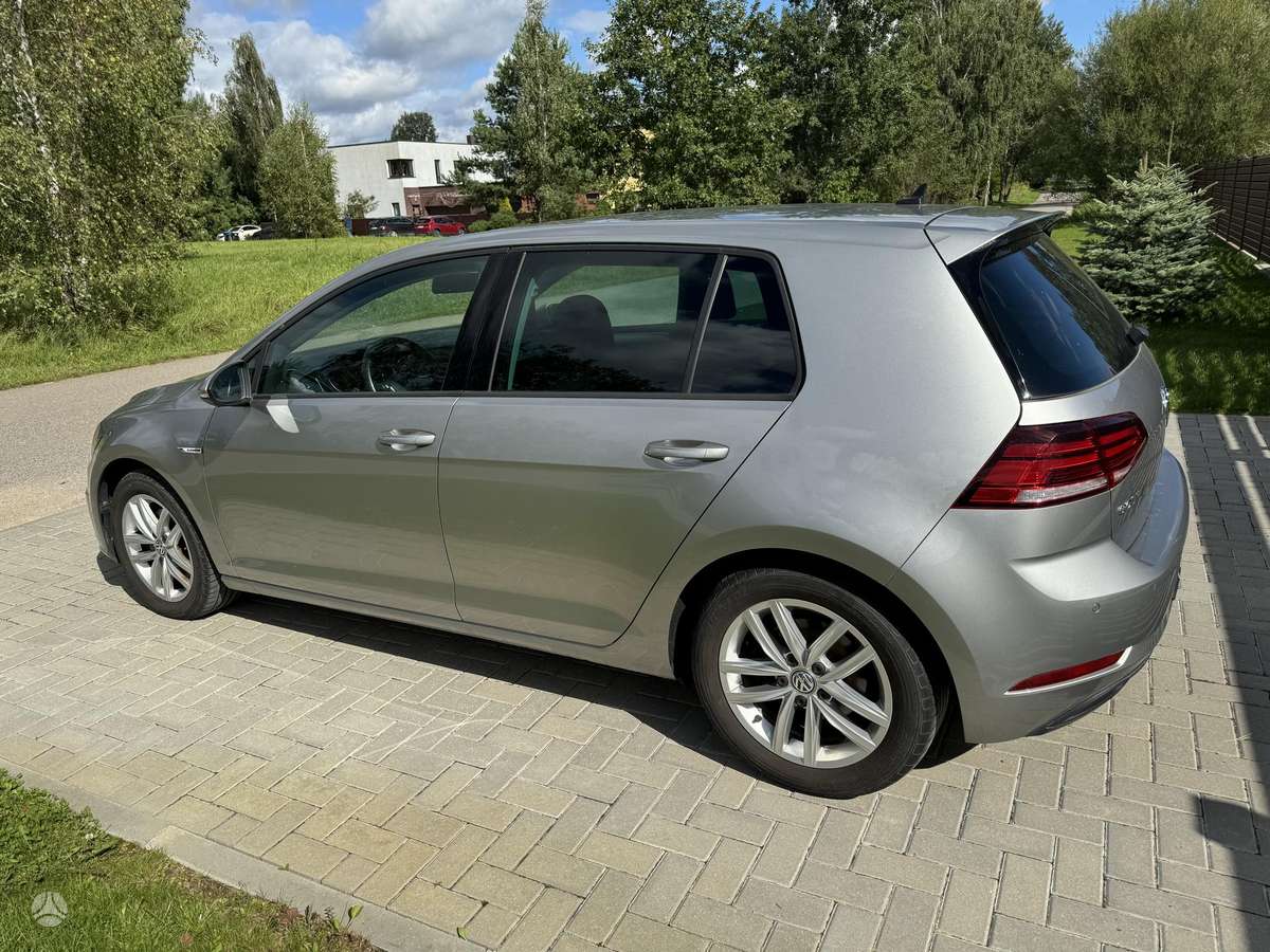 Volkswagen Golf - 7