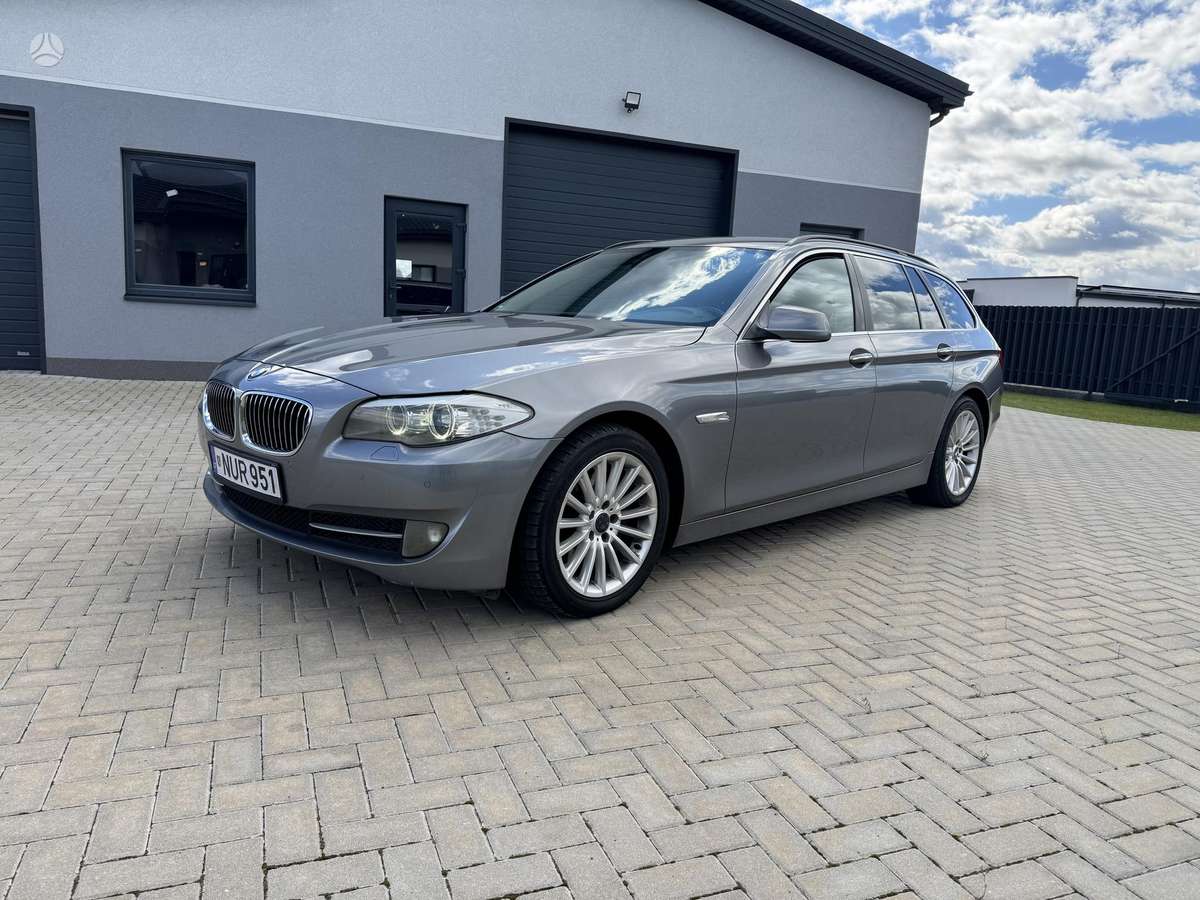 BMW 530, 3.0 l., wagon