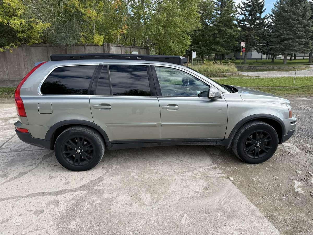 Volvo XC90 - 2