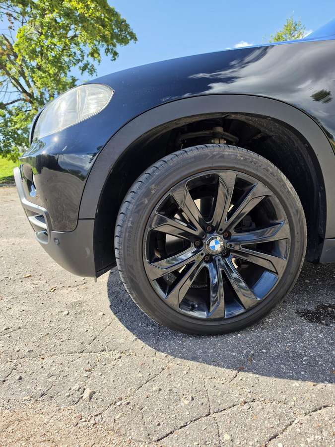 BMW X5 2007 — rear view