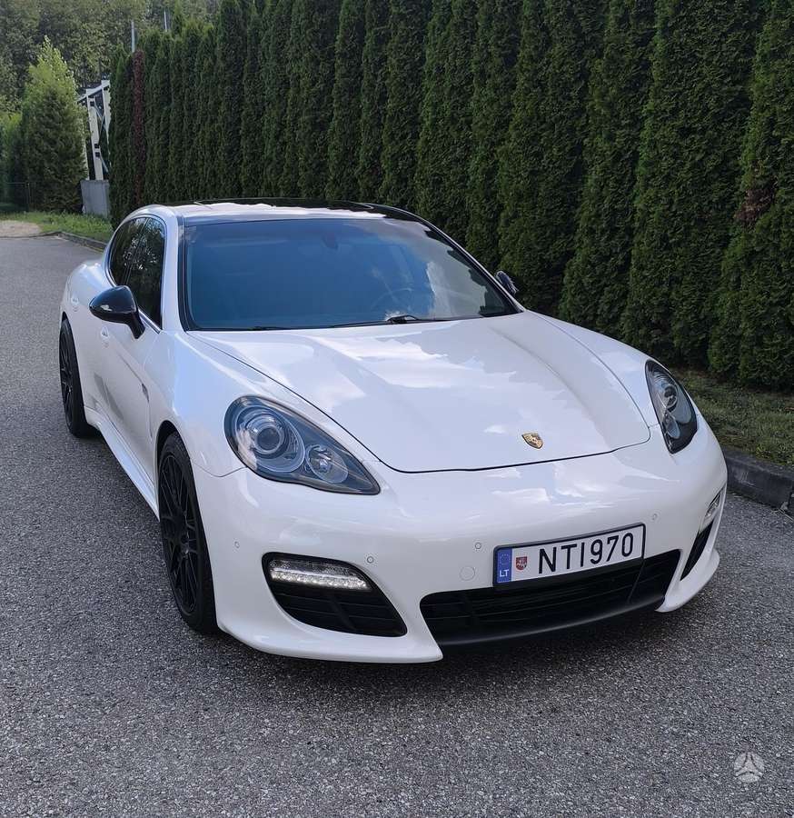 Porsche Panamera - 2
