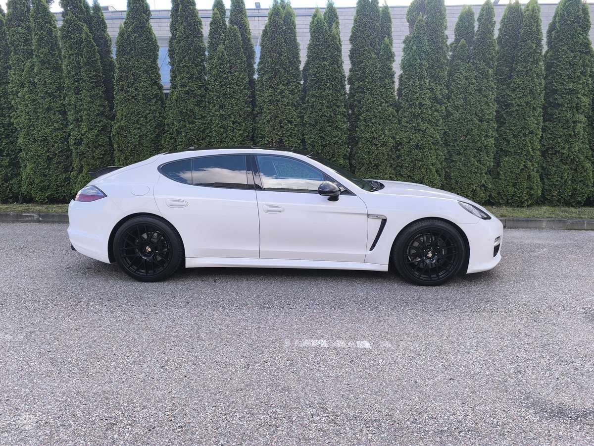 Porsche Panamera, 3.6 l., Хэтчбек