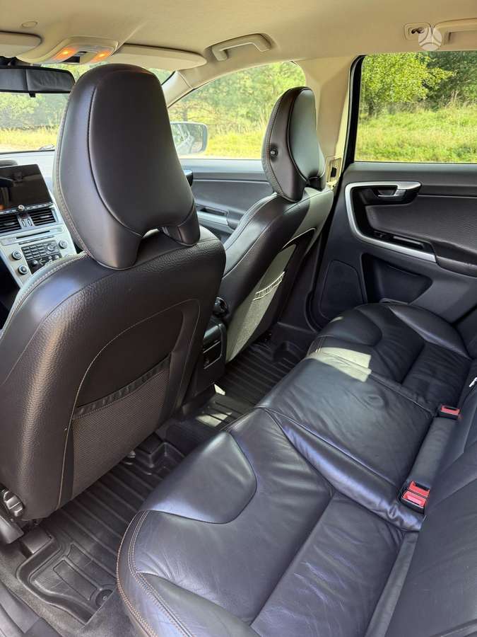 Volvo XC60 - 12