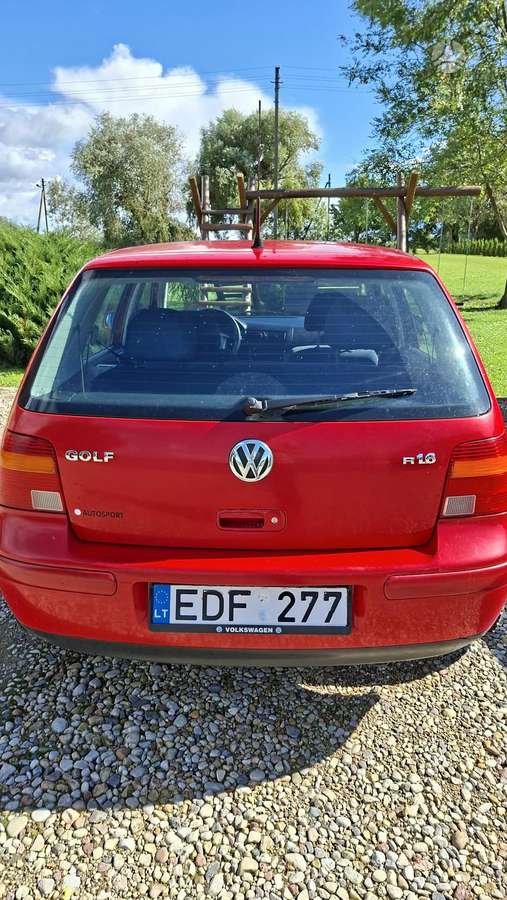 Volkswagen Golf - 3