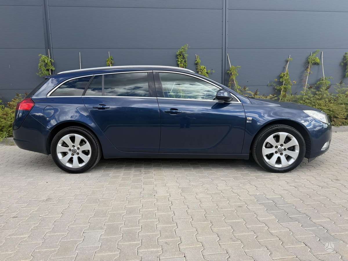 Opel Insignia, 2.0 l., Универсал
