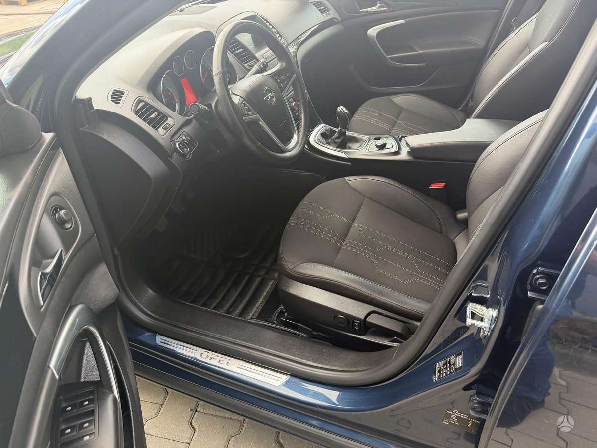 Opel Insignia, 2.0 l., wagon