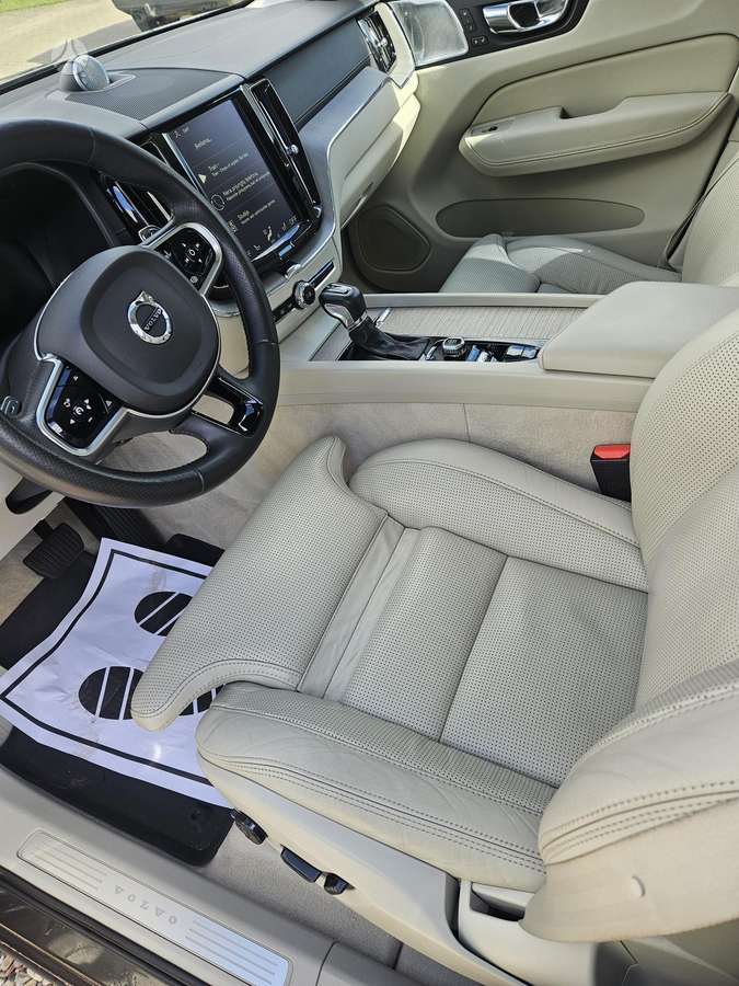 Volvo XC60 - 3