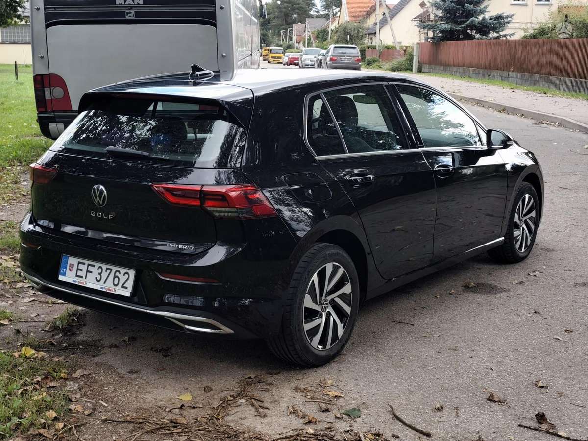 Volkswagen Golf - 7