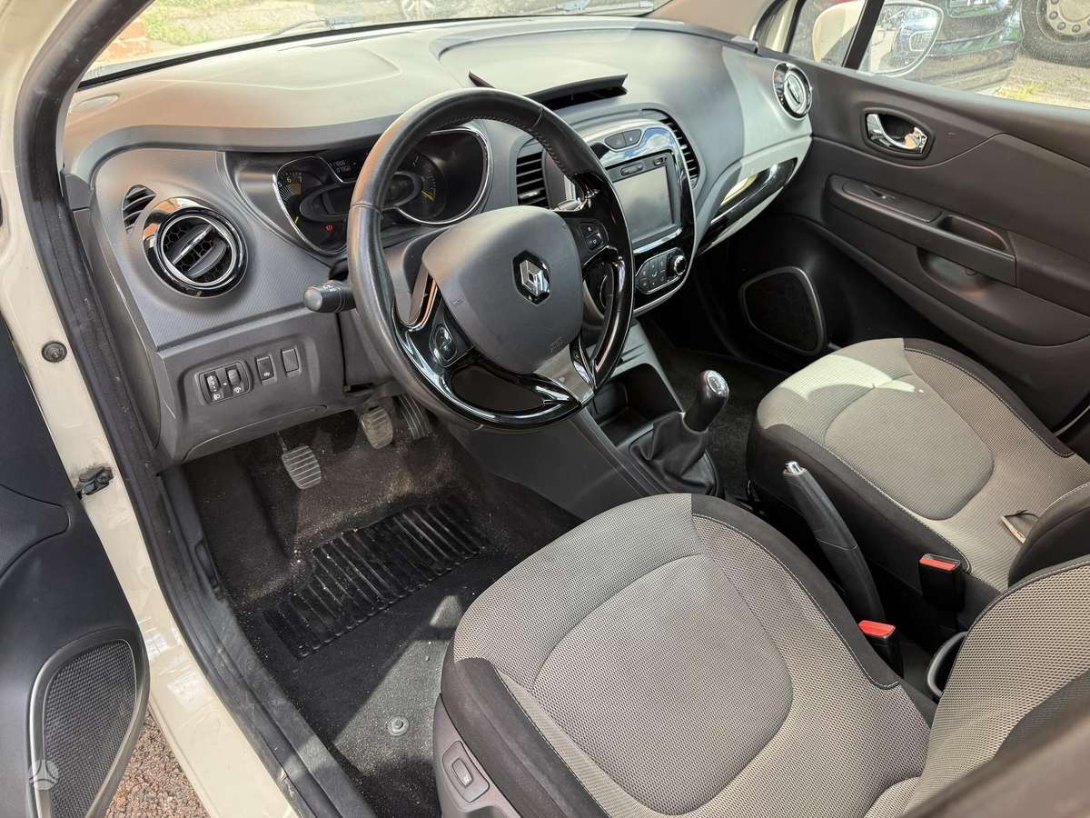 Renault Captur, 0.9 l., Хэтчбек