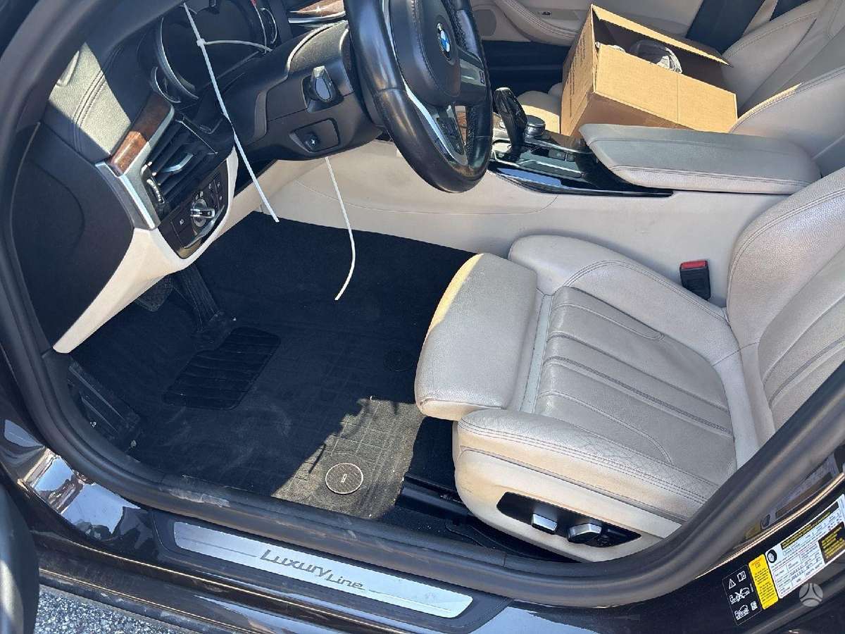 BMW 530, 2.0 l., Седан