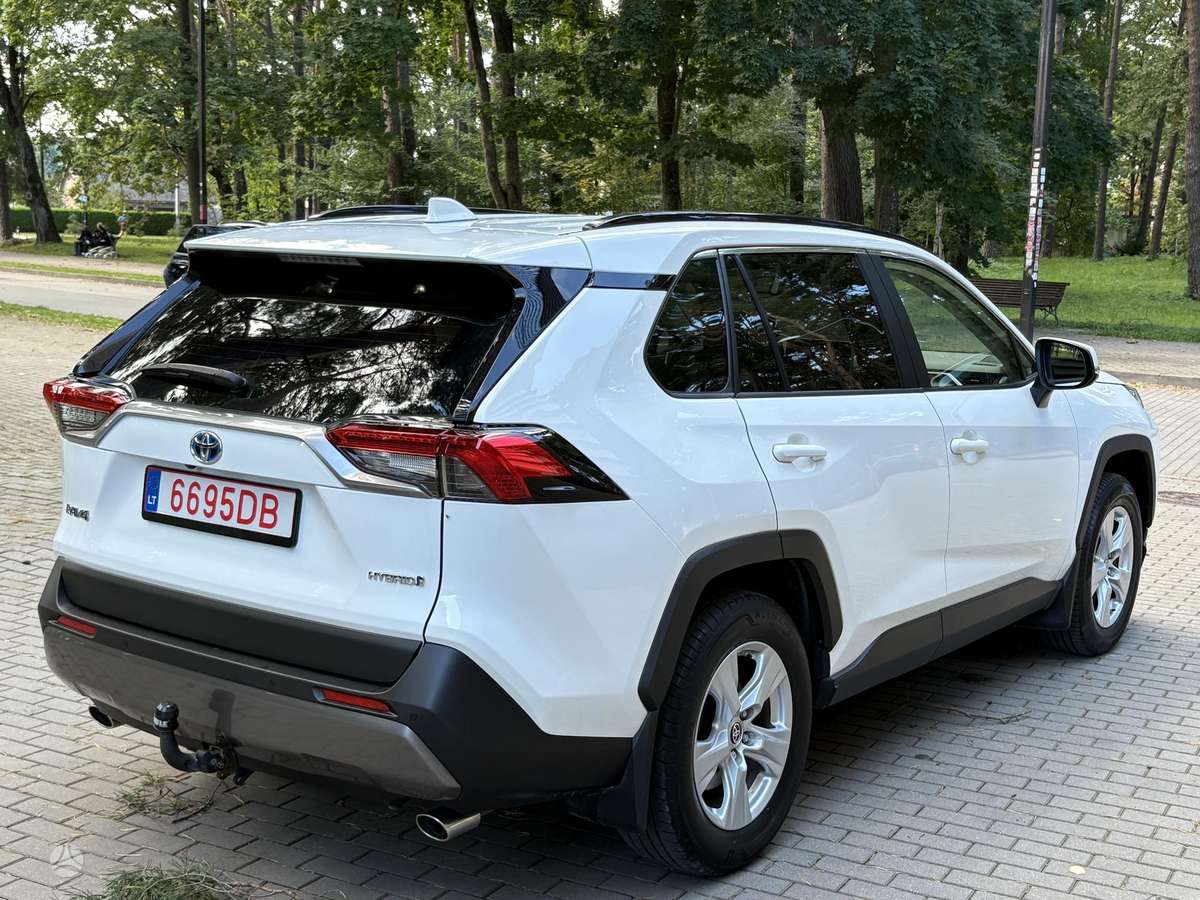 Toyota RAV4 - 3
