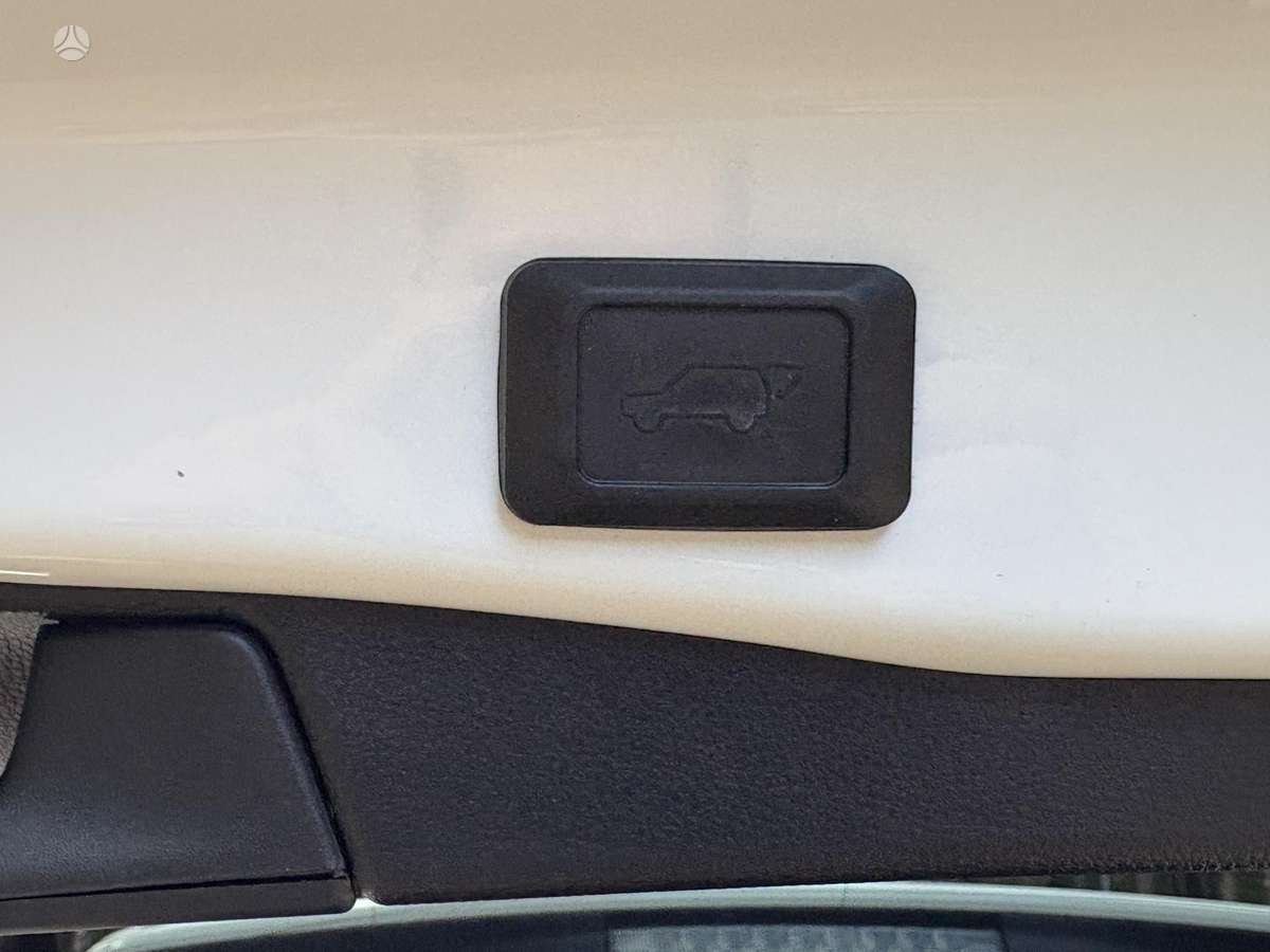 Toyota RAV4 - 11