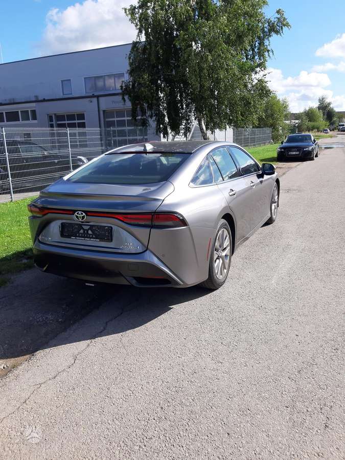 Toyota Mirai - 3