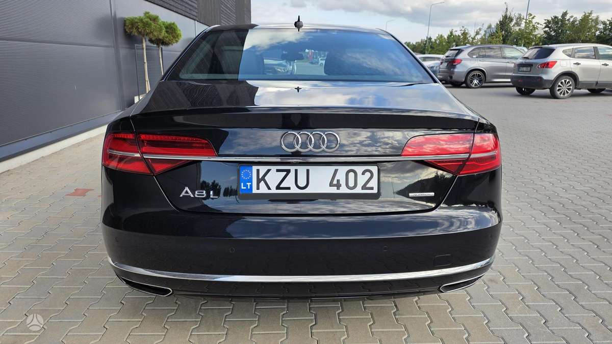 Audi A8 L, 3.0 l., Седан