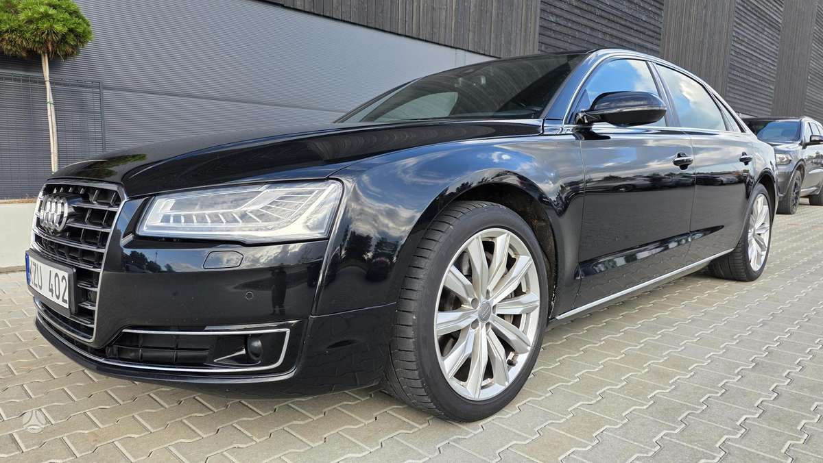 Audi A8 L, 3.0 l., Седан