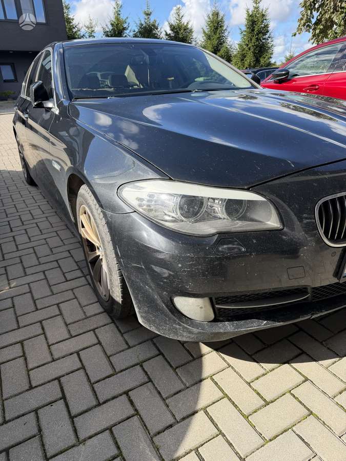 BMW 520, 2.0 l., Седан