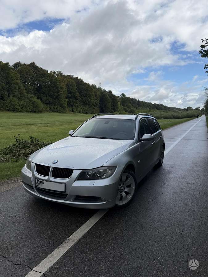 BMW 320, 2.0 l., wagon