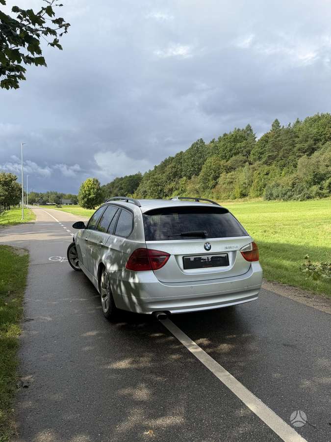 BMW 320, 2.0 l., universalas
