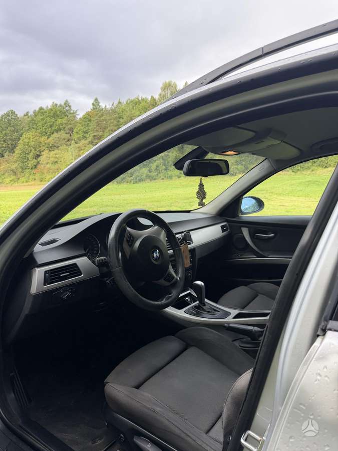 BMW 320, 2.0 l., universalas