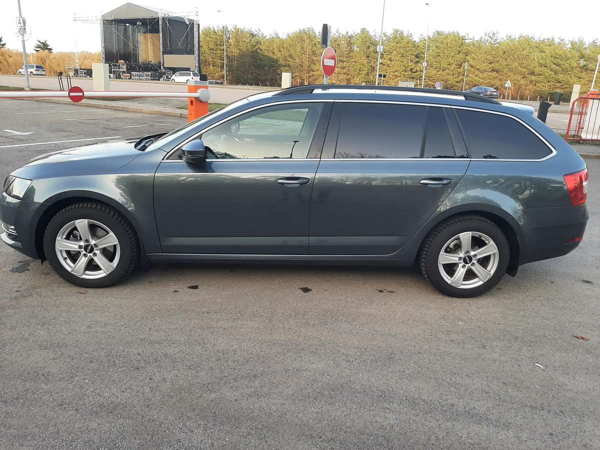 Škoda Octavia - 12