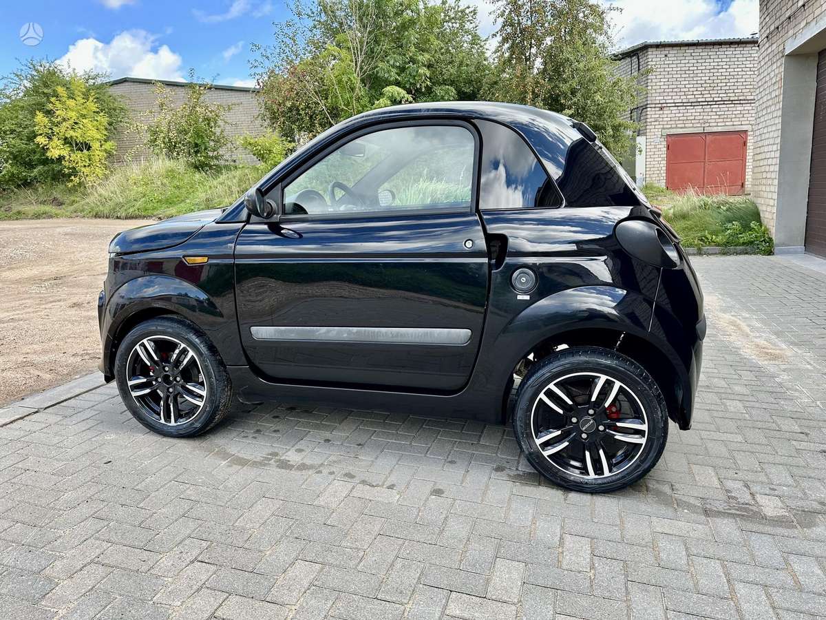 Microcar DUE, 0.5 l., Купе (coupe)