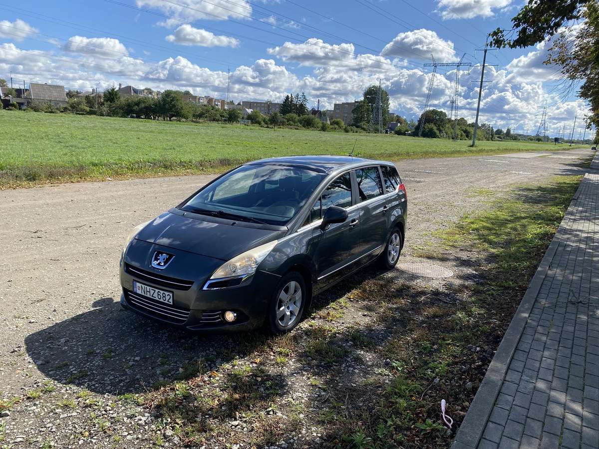 Peugeot 5008 - 2