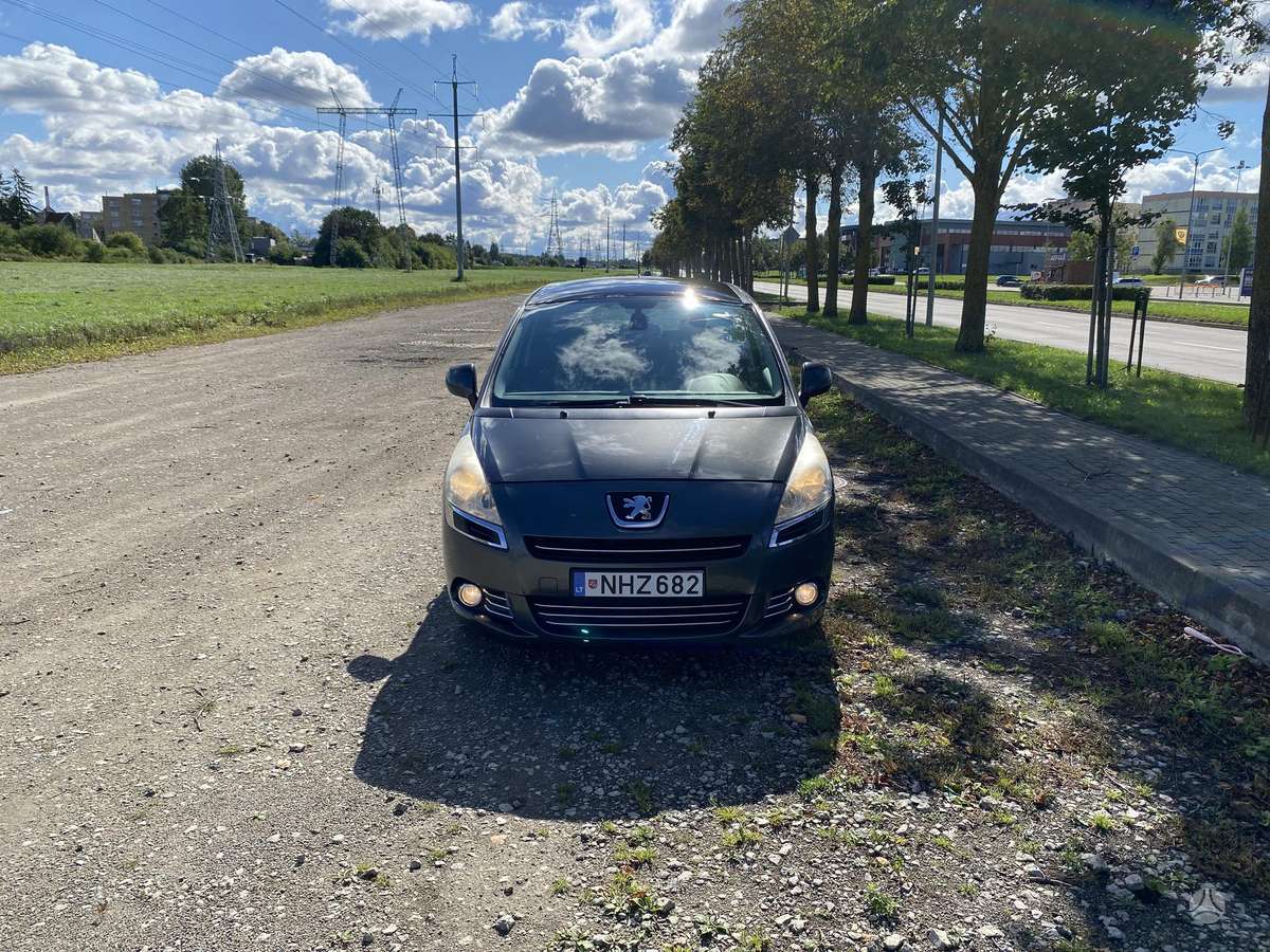 Peugeot 5008 - 9