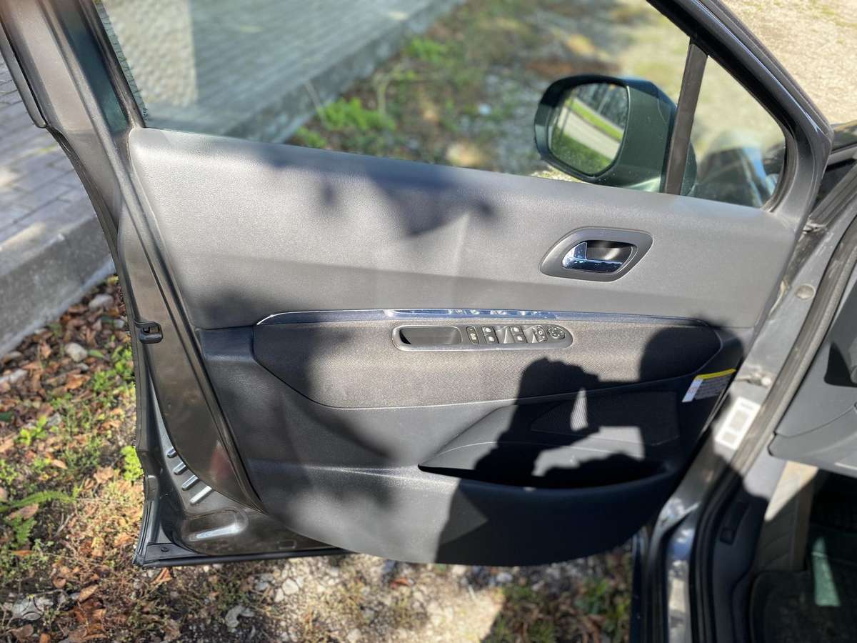 Peugeot 5008 - 11