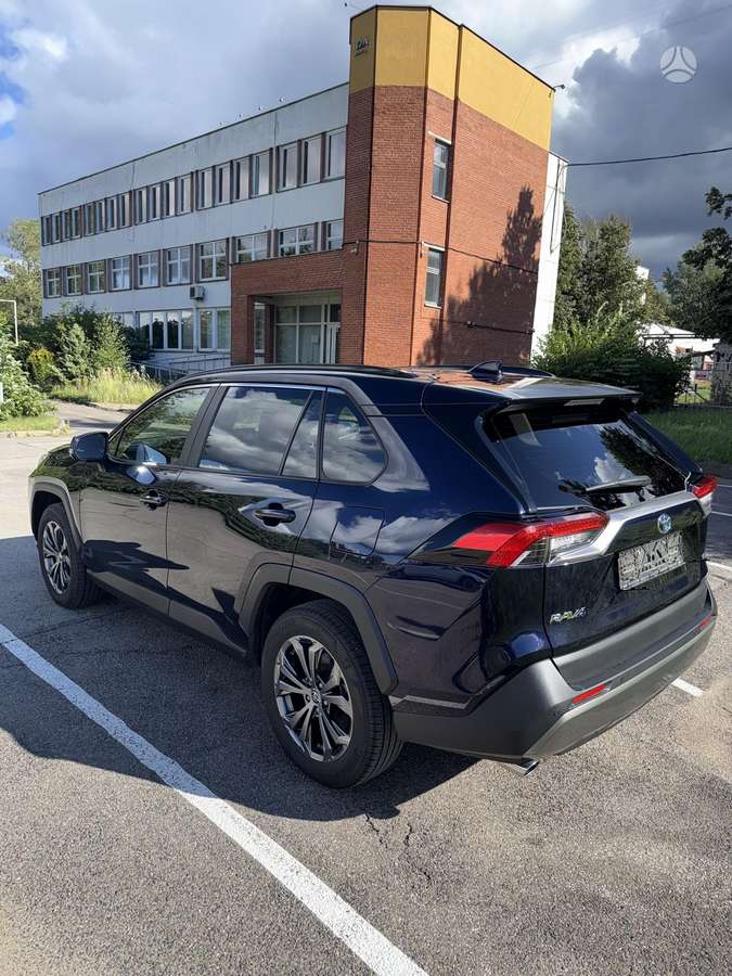 Toyota RAV4 - 4
