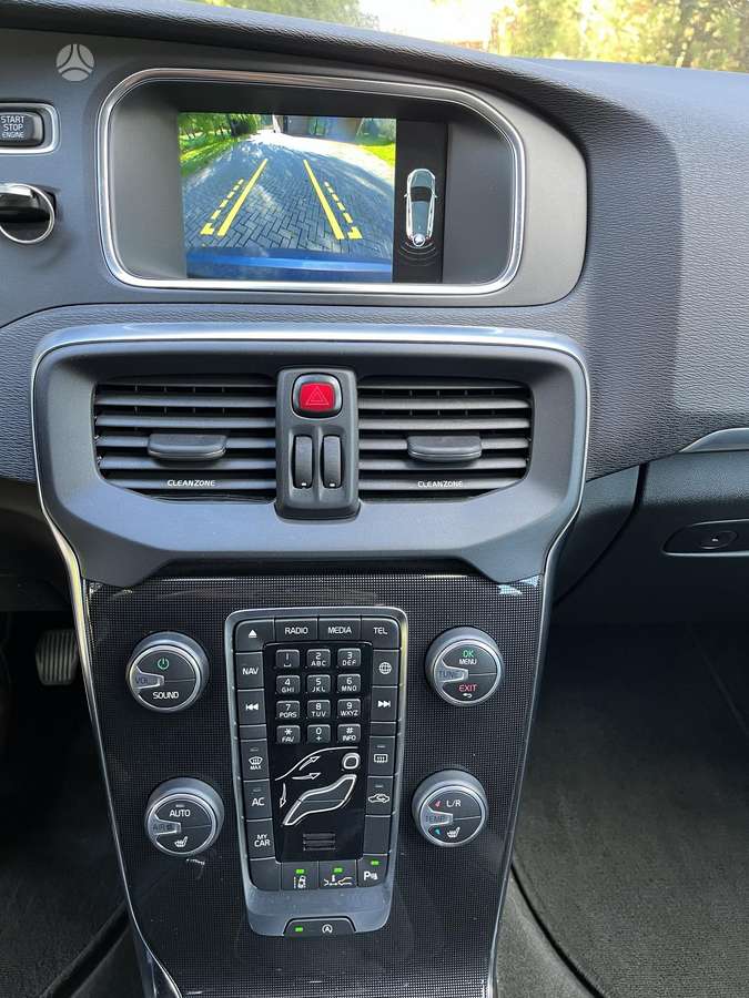 Volvo V40, 2.0 l., Хэтчбек