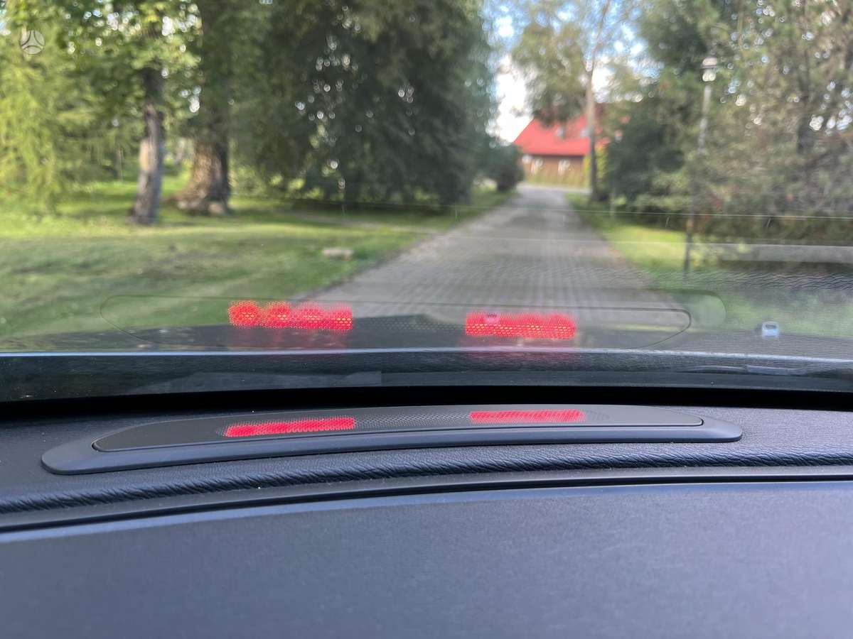 Volvo V40, 2.0 l., Хэтчбек