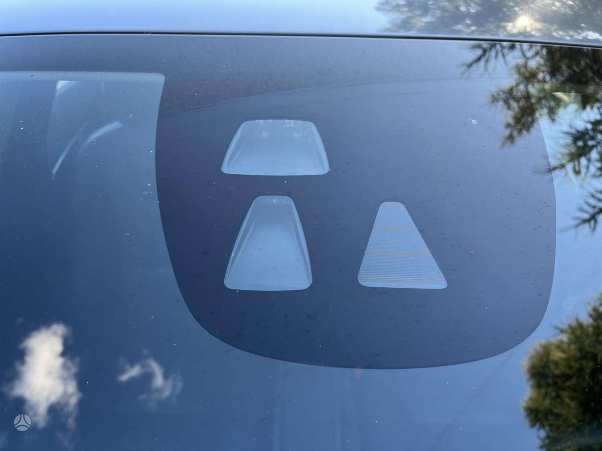 Volvo V40, 2.0 l., Хэтчбек
