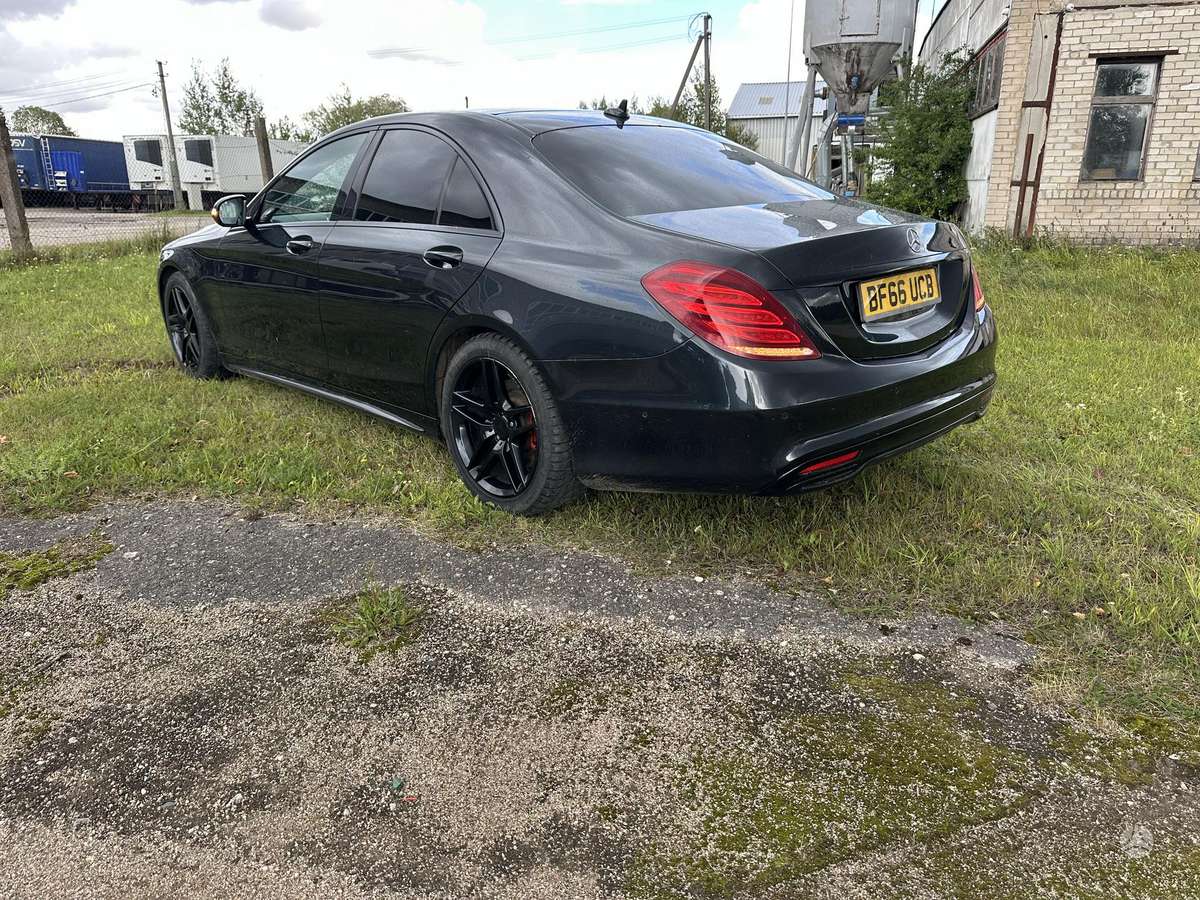 Mercedes-Benz S350 - 2