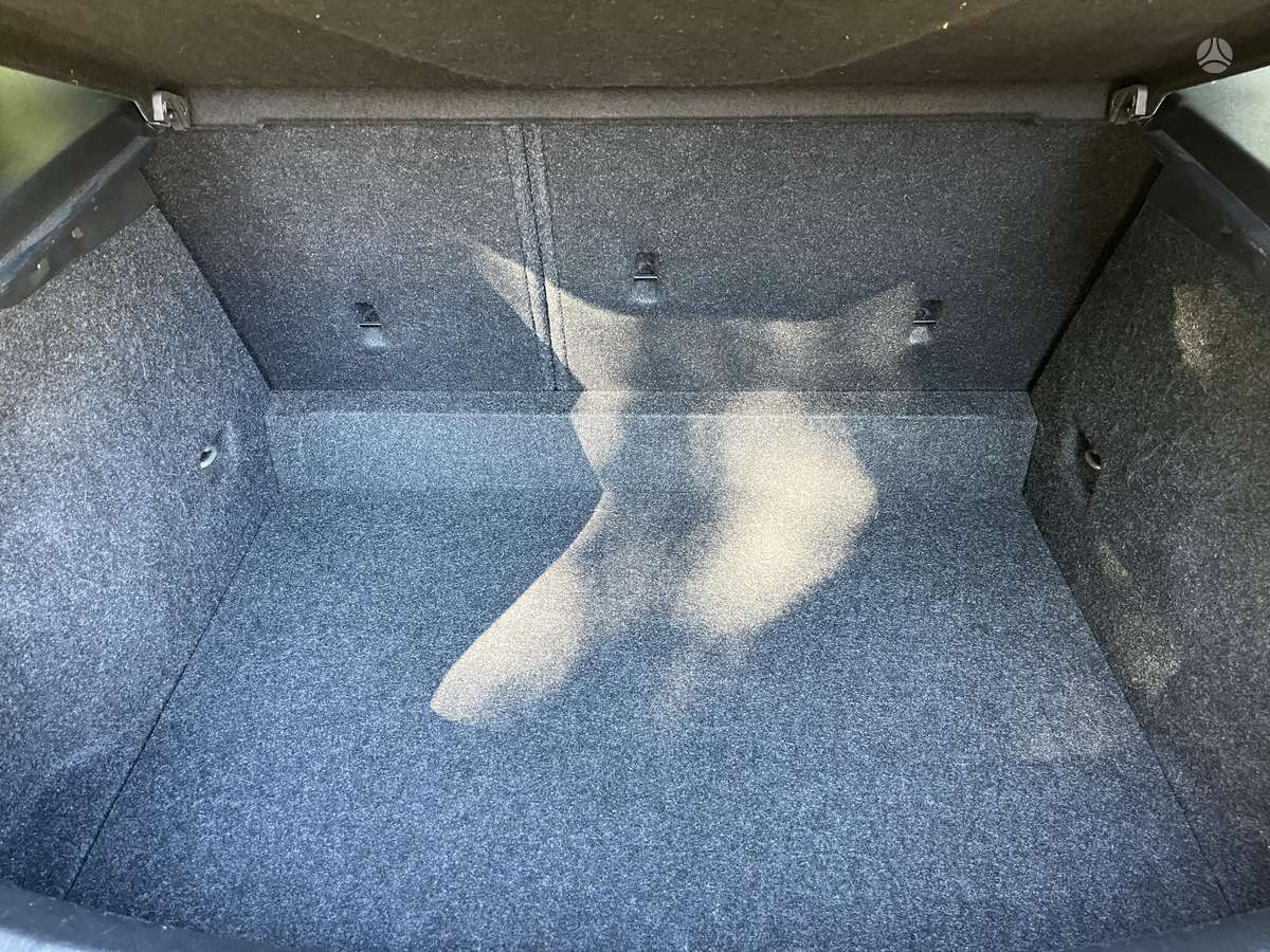 Volvo V40, 2.0 l., Хэтчбек