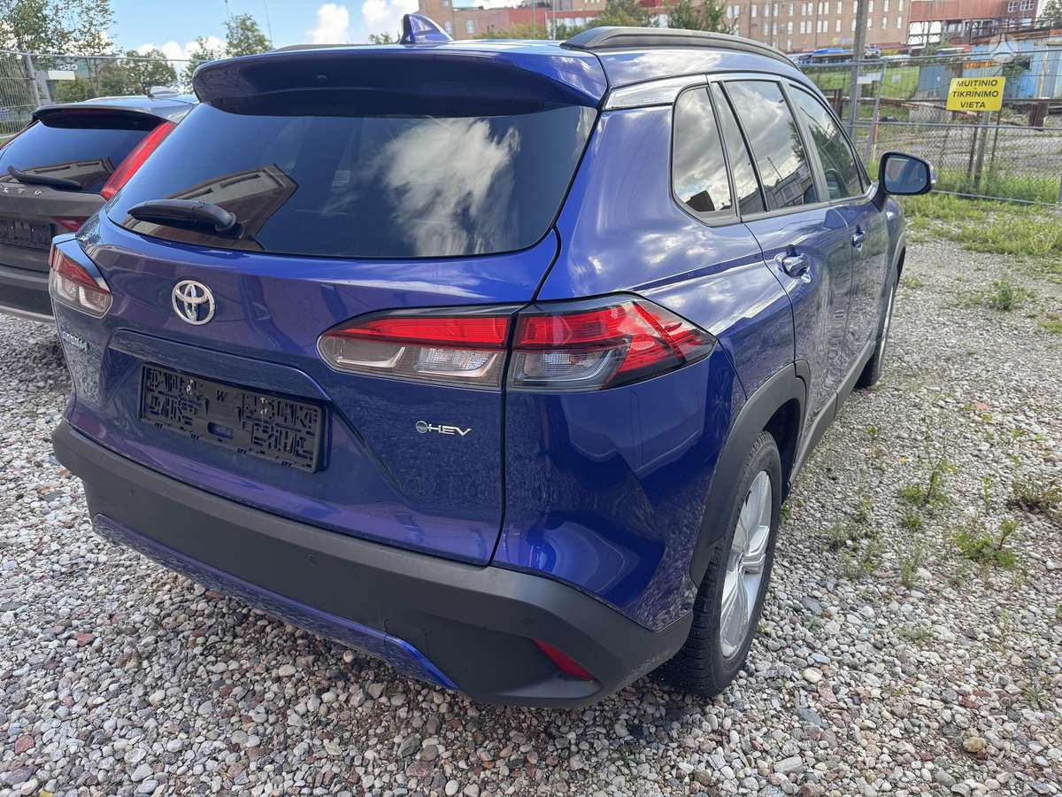 Toyota Corolla Cross - 3