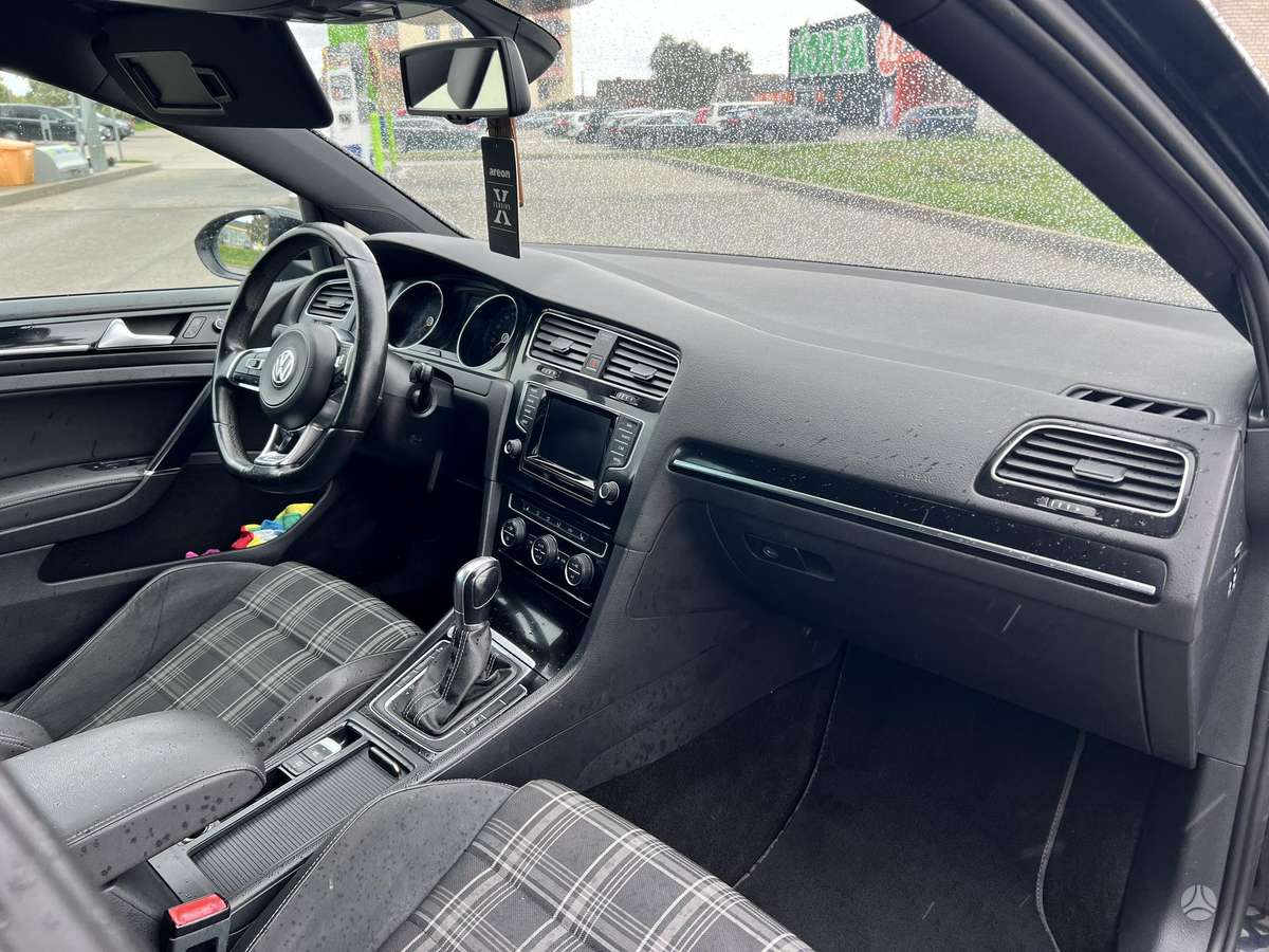 Volkswagen Golf, 2.0 l., hatchback