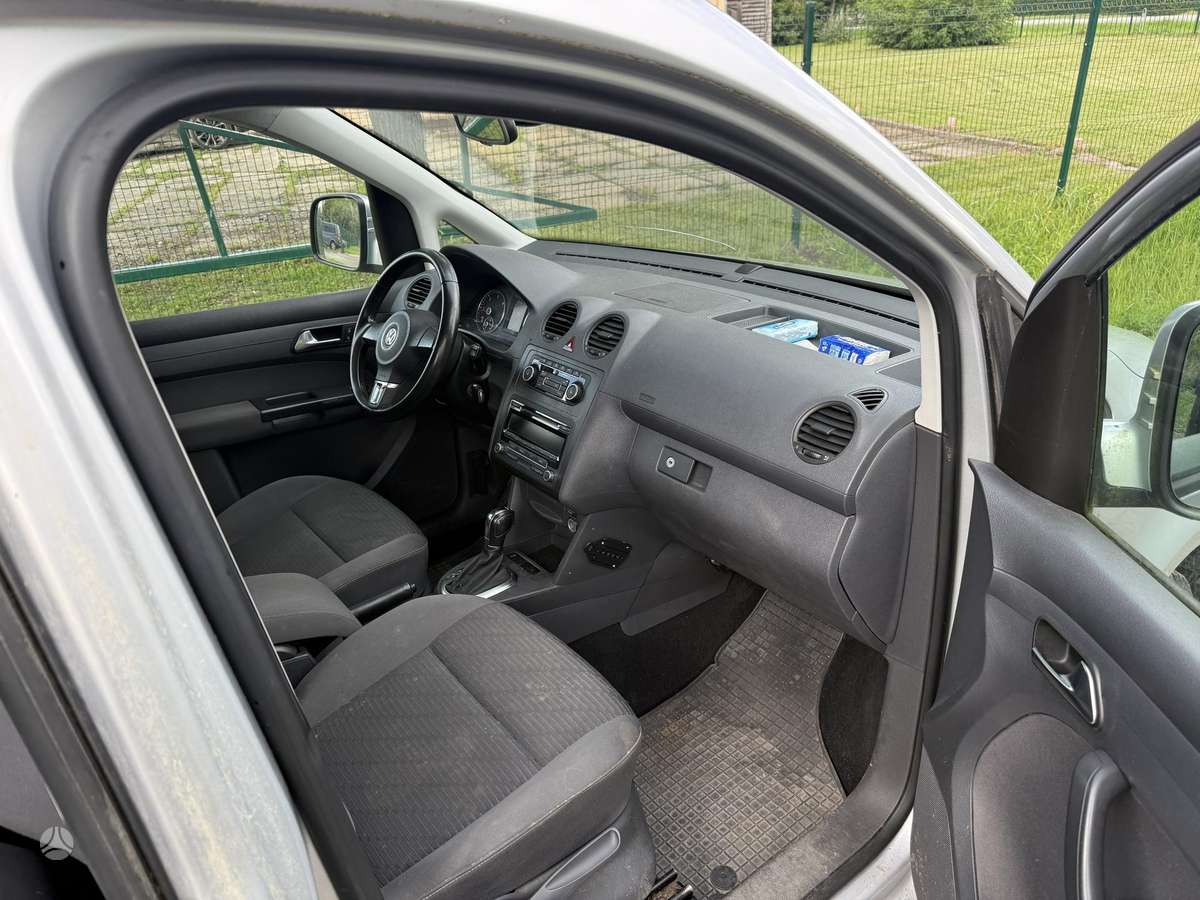 Volkswagen Caddy Maxi - 6