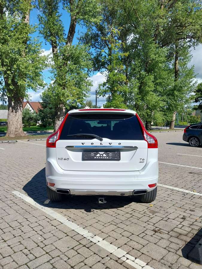 Volvo XC60 - 4