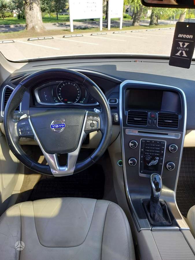 Volvo XC60 - 12